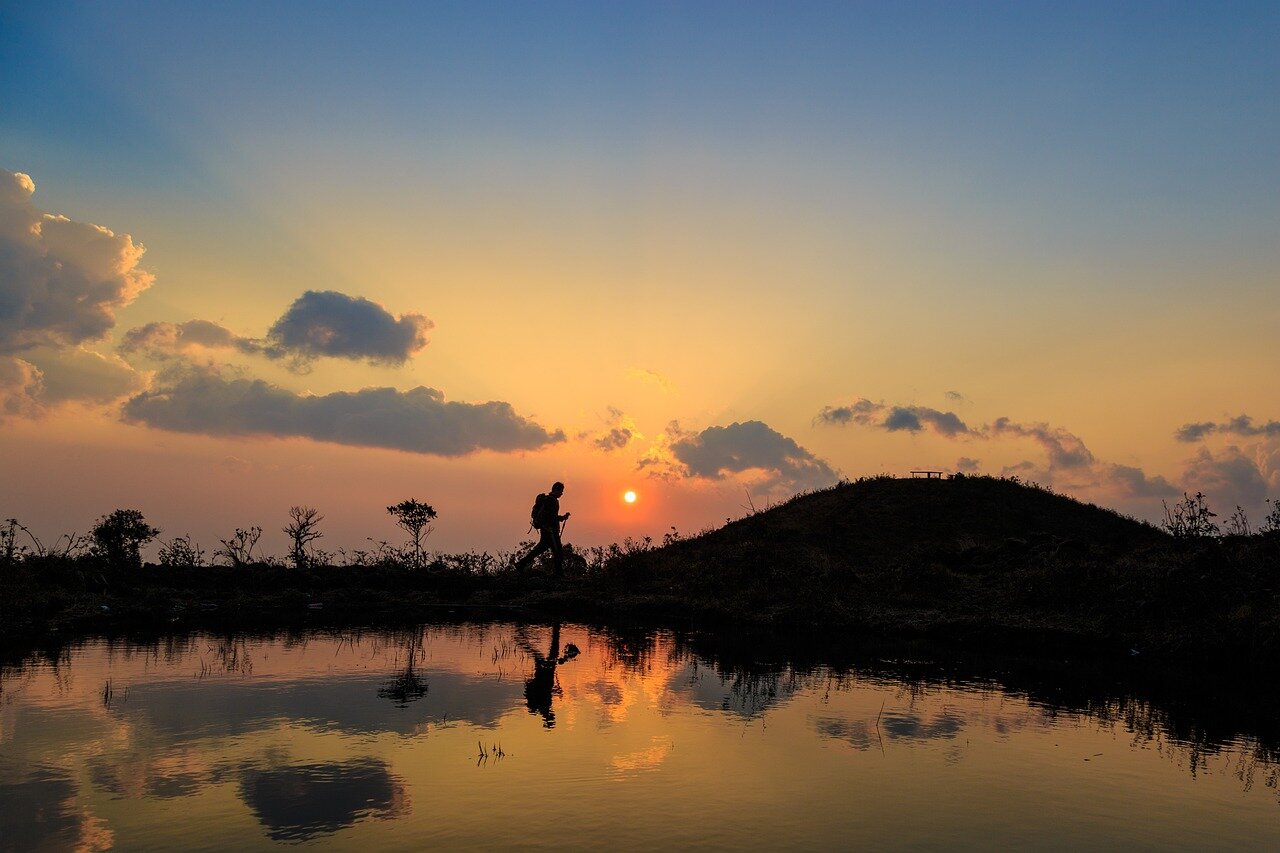 Begin your visa-prepared day with Laos’s tranquil ambiance